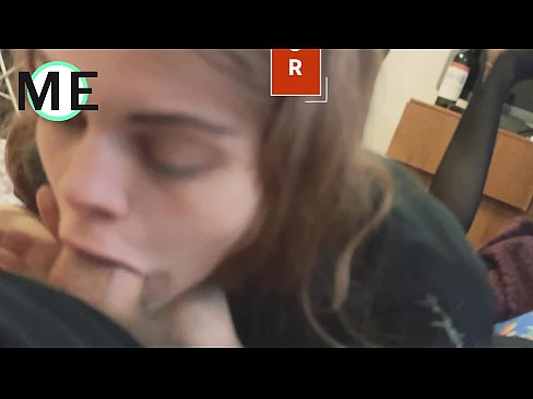 ❤️ Garganta, meia-calça rasgada e calcanhar rasgado é agradável de conhecer ☑ Porno de qualidade em pt.pi-porno.ru
